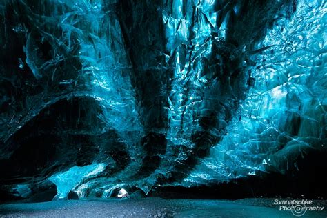 Northern Lights Ice Cave Icescapes Iceland Europe Synnatschke