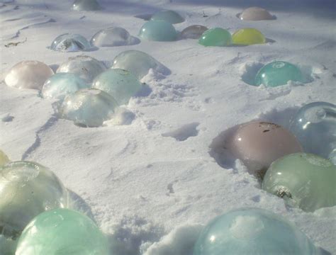 Lawn Ornaments Frozen Water Balloons