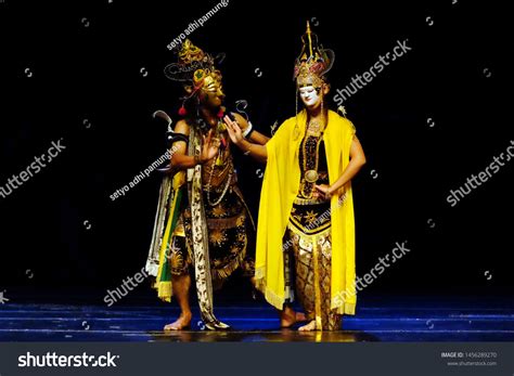 Tari Topeng Panji Panji Traditional Dance Stock Photo 1456289270