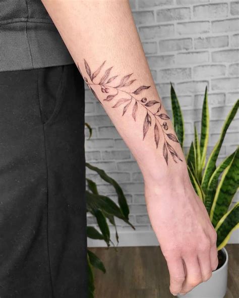 Más De 40 Mejores Diseños De Tatuajes De Rama De Olivo Significados