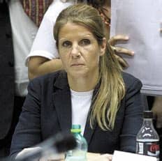 All posts tagged cynthia hotton. Página/12 :: El país :: La diputada que dio el mal paso