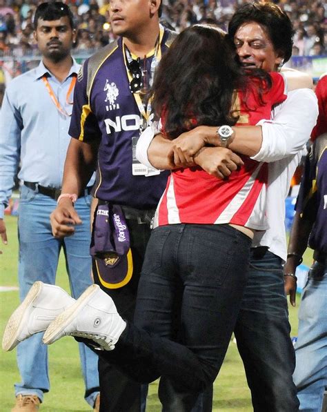 When Preity Zinta Hugged Shah Rukh Khan Dil Se