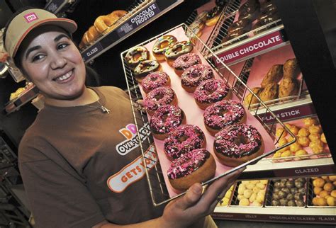 Dunkin Donuts To Remove Chemical From Its Powdered Sugar