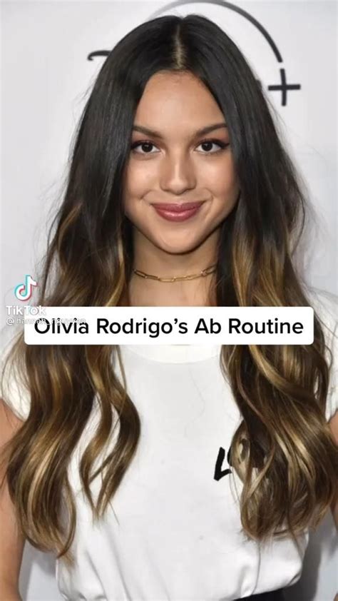 Olivia Rodrigos Ab Routine Video In 2021 Celebrity Workout