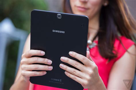 Samsung Galaxy Tab S2 Review The Verge