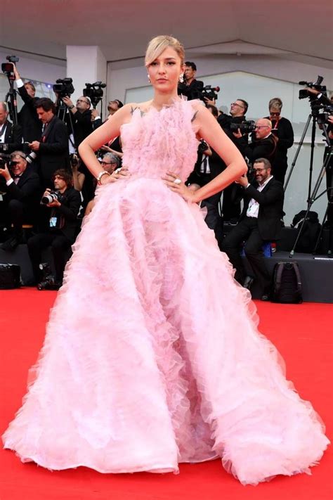Scarlett wears a custom pink atelier versace gown. Lily-Rose Depp Just Wore the Best Dress of the Venice Film ...