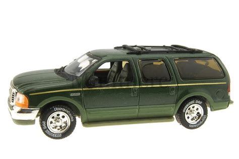 143 Ford Excursion Diecast Model Minimerc