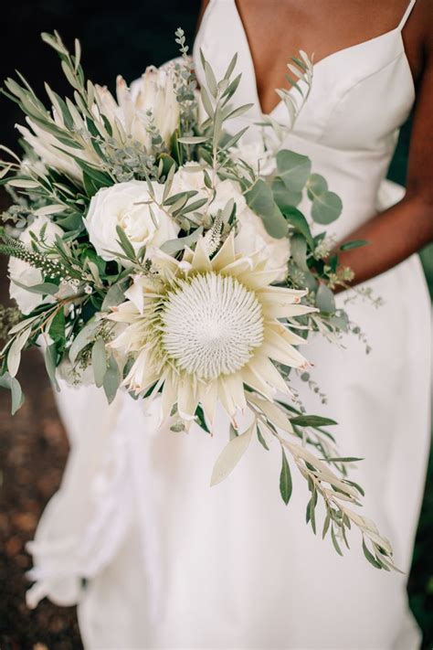Beautiful Chic Wedding In A Greenery And White Color