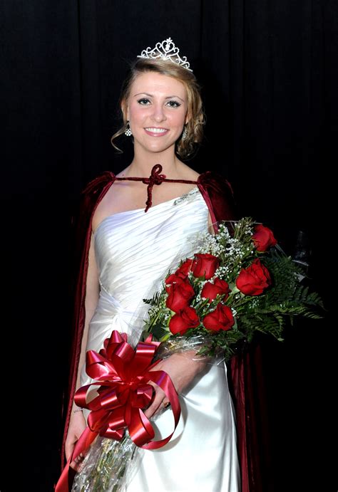Bradford Resident Allison Wiseman Crowned Olivets 2012 Homecoming Queen