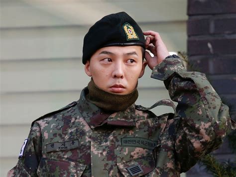 Kwon ji yong (권지용) birthday: G-Dragon je späť z armády! - Hudba - AsianStyle.cz