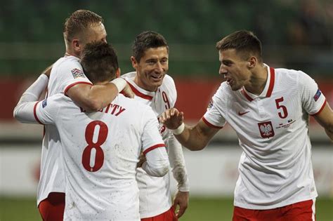 Na niespełna półtorej godziny przed pierwszym gwizdkiem poznaliśmy wyjściowy skład kadry paulo sousy! Mecz Polska - Słowacja na EURO 2021. Kiedy jest? Gdzie? O ...