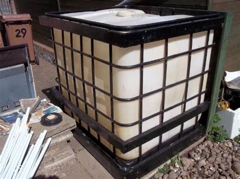 Cladding A 1000 Ltr 250 Gallon Ibc Water Tank 3 Steps With Pictures Instructables Tank