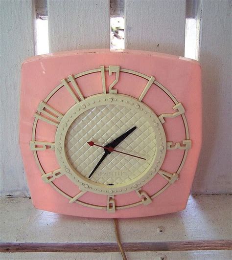 Vintage Pink Clock Love Vintage Vintage Pink Vintage House Vintage