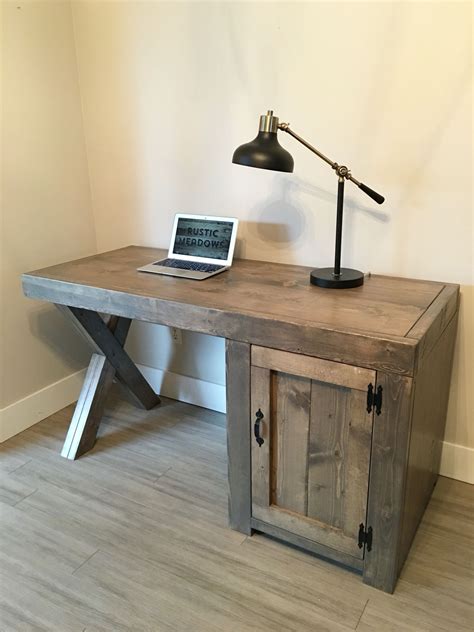 On top of that, a great looking workspace and an ergonomic computer desk should be a critical. Pin by Rustic Meadows on Rustic desks | Diy computer desk ...