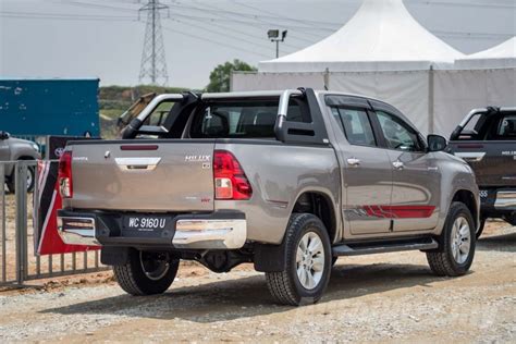 Besides good quality brands, you'll also find plenty of discounts when you shop for toyota hilux during big sales. 2016 Toyota Hilux launched in Malaysia, priced from RM90k ...