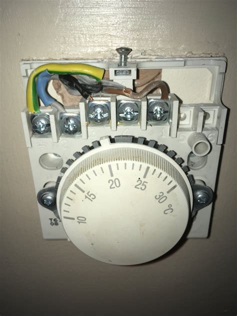 Everybody knows that reading lennox ac unit wiring diagram is useful, because we are able to get too much info online through the resources. Replacing Honeywell T6360B with DT92E | DIYnot Forums