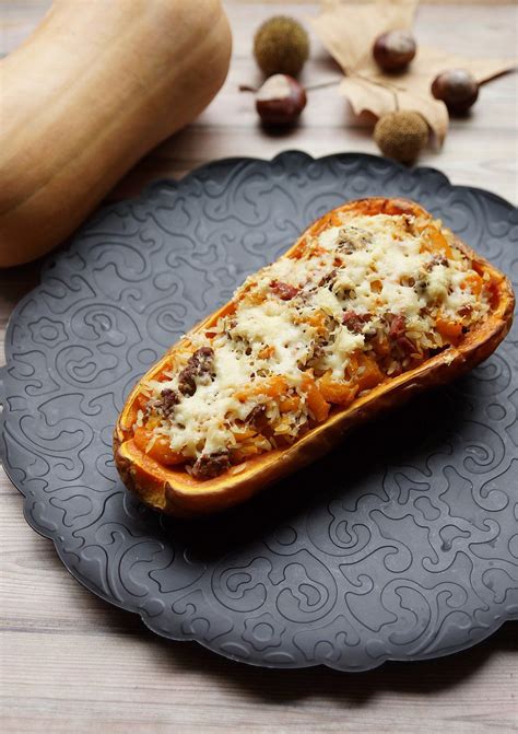 Butternut farcie à la viande et au riz
