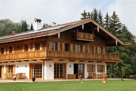 Book with ease today and save up to 40% off self catering accommodation in bad wiessee. Freihaushoehe, Bad Wiessee, 2006 | Altholz haus, Haus ...