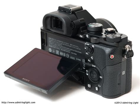 Review Sony A7 Admiring Light