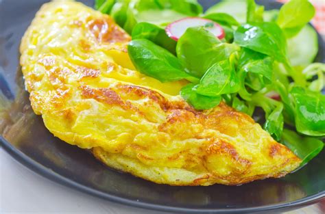 Omelette La Ricetta Francese Con O Senza Ripieno Deabyday