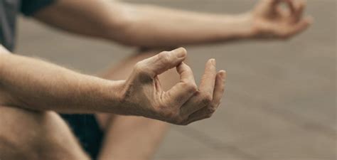 Meditation Hand Positions A Short Beginner S Guide