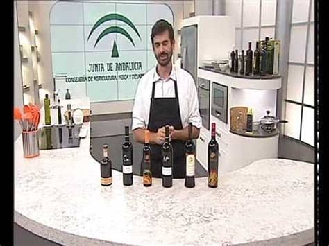 Canal cocina posted a video to playlist ¿cómo se elabora? 6/9 Programa Cómetelo: Canal Sur TV (Diciembre 2017 ...