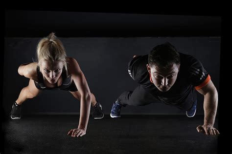 Hd Wallpaper Fitness Couple Doing Working Out Exercises In The Gym People Wallpaper Flare