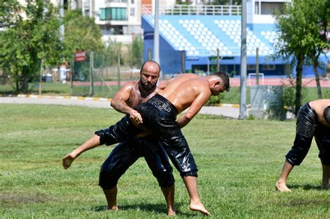türkiye s kırkpınar oil wrestling presents enhanced new era daily sabah