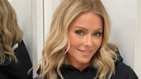 Kelly Ripa Told To Start Eating In Tiny Waist Showoff