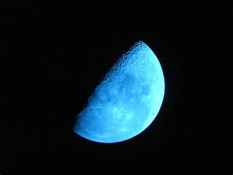 Hd Wallpaper Full Moon Blue Moon Sky Night Half Moon Blue Night