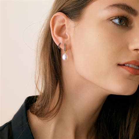 18ct Gold Baroque Pearl Earring Drops — Annoushka UK