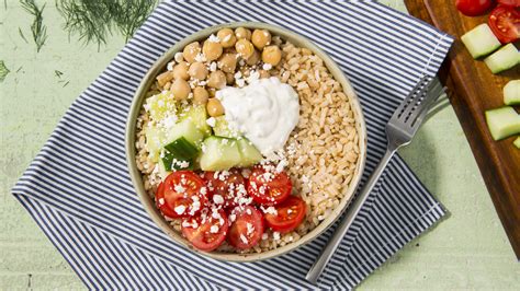 Greek Inspired Brown Rice And Vegetable Bowl Minute Rice