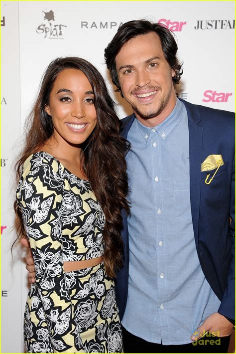 Alex And Sierra Debut New Video Little Do You Know Watch Here Photo 728649 Photo Gallery
