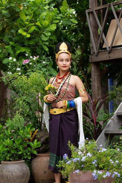 🇰🇭 Amazing Cambodia Traditional Costume 🇰🇭 Queen Of Chenla Kingdom 🇰🇭
