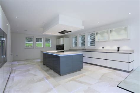 Suitable for all room sizes and locations. Island ceiling extractor - Contemporary - Kitchen - London ...