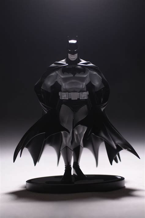 Batman Black And White George Perez And Neal Adams Statues Another