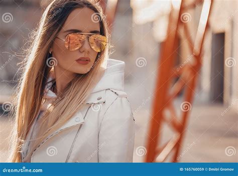 Beautiful Blonde Woman In Yellow Sunglasses In Outdoor Stock Image Image Of Smiling Closeup