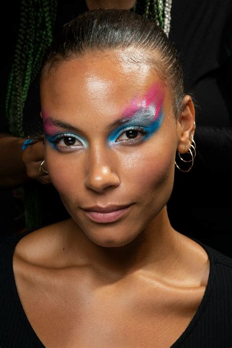 watercolor eye makeup is the dreamiest beauty trend at nyfw spring summer 2020