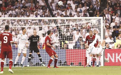 ومع وصول الثنائي الإنجليزي، مانشستر سيتي وتشيلسي إلى نهائي النسخة الحالية من دوري الأبطال، تعالت الأصوات المطالبة بنقل النهائي من إسطنبول بسبب الوضع الوبائي لكورونا في تركيا، خاصة أن حكومة أنقرة أعلنت فرض إغلاق شامل في البلاد لمواجهة التفشي السريع. بيل: كنت محبطاً في نهائي «الأبطال»