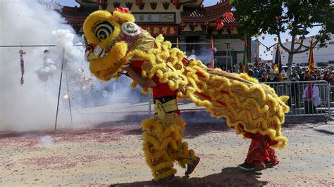 Lunar New Year Celebrations From China Malaysia And Around The World