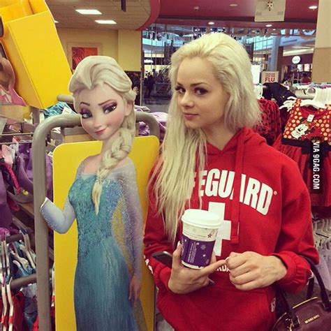 Elsa On The Left And Elsa Jean On The Right Yes She Does 9gag