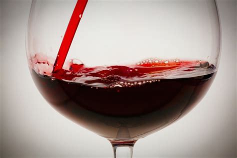 Whats Really Causing That Red Wine Headache Chicago Tribune