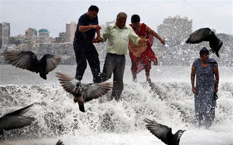 Latest stories from around the world, business, sports, lifestyle, commentary and more. Mumbai rains live: City braces for high tide : India, News ...