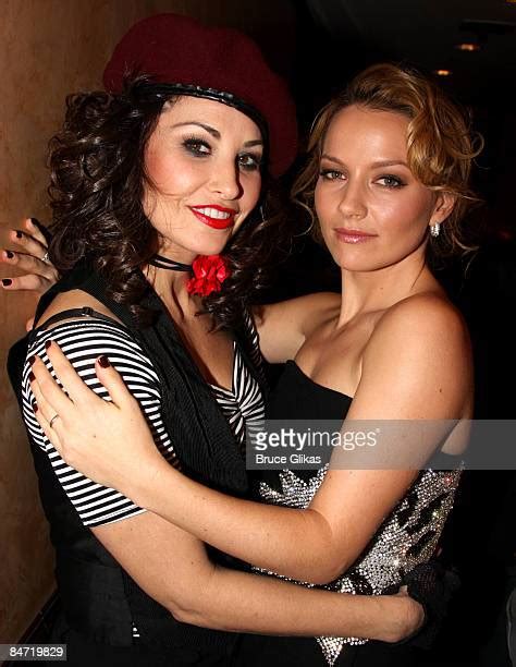 Gina Gershon Lesbian Photos And Premium High Res Pictures Getty Images