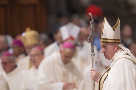 Pope Francis On Vatican Ii Anniversary ‘may The Church Be Overcome