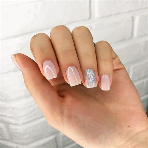 Nail Designs For Short Nails 2022 A Guide To Showing Off Those Tiny