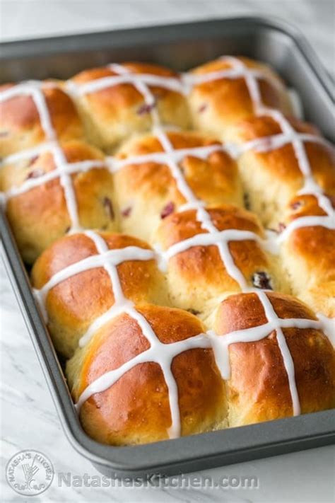 Simple Hot Cross Buns Recipe - How to Cook Yummy Hot Cross Buns Recipe