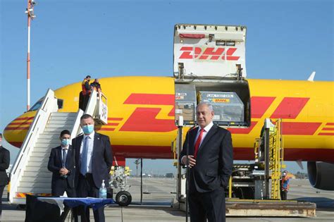 Israel's prime minister benjamin netanyahu has become the first israeli to receive pfizer's vaccine. Netanyahu: Vaccine drive to begin December 27, with 60,000 shots given a day | The Times of Israel