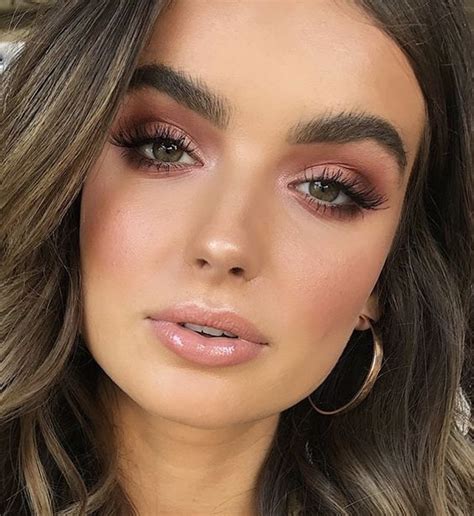 50 Easy Light Pink Makeup Looks To Make You Look Gorgeous