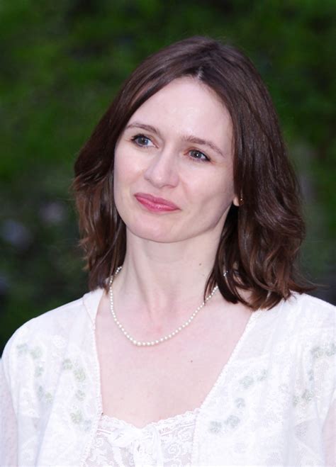 Emily Mortimer Weight Height Ethnicity Hair Color Shoe Size